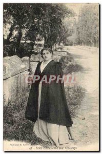 Arles - Arlesienne - In Alischamps - Old Postcard