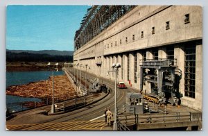Bonneville Dam Powerhouse Columbia River in Oregon Vintage Postcard 0873