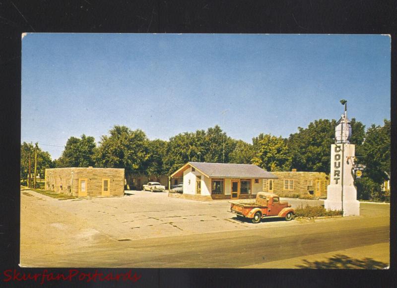 TORRINGTON WYOMING BLUE LANTERN COURT MOTEL 1950's TRUCK VINTAGE POSTCARD