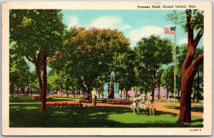 Grand Island Nebraska NE, Pioneer Park, Greenfield, Fountain, Vintage Postcard