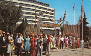 KLONDIKE DAYS Edmonton, Alberta Klondikesville Canada 1973 Vintage Postcard