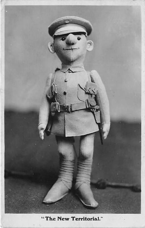 The New Territorial Stuffed toy Child, People Photo 1910 