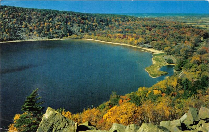 BARABOO WISCONSIN STATE PARK OF DEVILS LAKE~VIEW FROM EAST BLUFF POSTCARD 1957