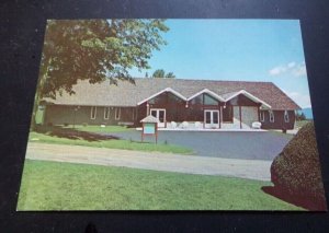 UNUSED POSTCARD - CENTURY HALL, MOUNTAIN VIEW HOUSE, WHITEFIELD, NEW HAMPSHIRE