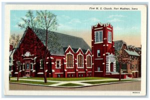 c1930's First ME Church Street View Fort Madison Iowa IA Vintage Postcard