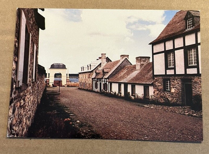 UNUSED POSTCARD - FORTRESS OF LOUISBOURG, CAPE BRETON, NOVA SCOTIA, CANADA