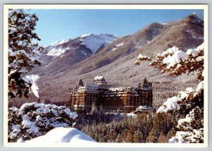 Banff Springs Hotel In Winter, Banff National Park Alberta Canada Postcard 1 NOS
