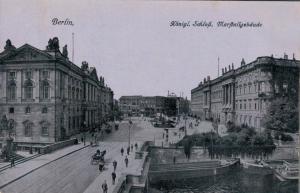 Germany - Berlin Köningl Schloss 02.33