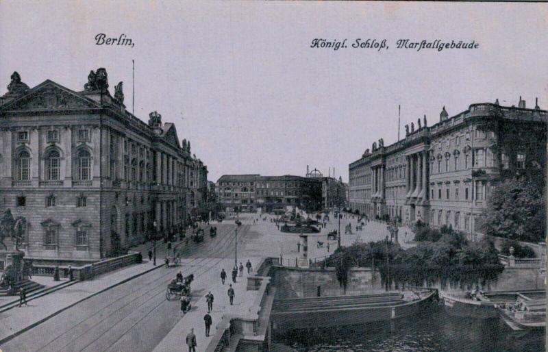 Germany - Berlin Köningl Schloss 02.33