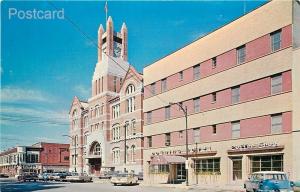 IA, Oskaloosa, Iowa, Downing Hotel and County Court House, Es-n-Len Photos