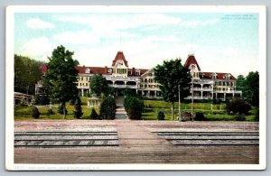 New Hotel Weirs   Lake Winnipesaukee  New Hampshire  Postcard