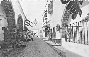 LA CATEDRAL de MEXICO DESDE el PALACIO MUNICIPAL~YANEZ REAL PHOTO POSTCARD