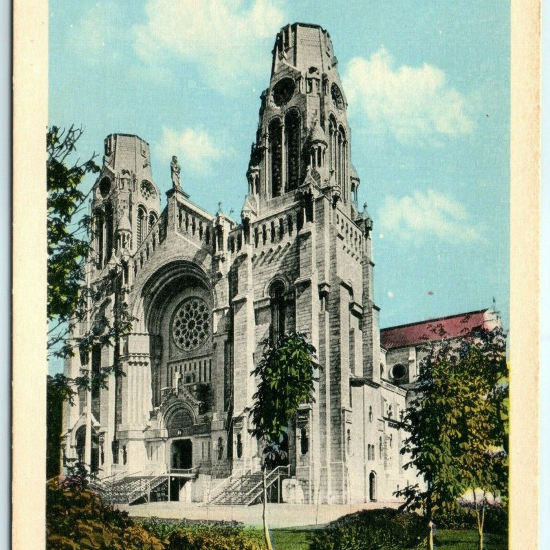 c1920s Basilica of Sainte Anne de Beaupré Litho Photo Postcard Quebec Chapel A23
