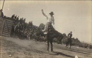 Rodeo - Unidentified Amateur c1915 Real Photo Postcard #4 BRONCHO myn