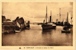CPA HONFLEUR - L'Arrivee du bateau (276506)