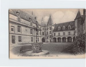 B-199238 The Inner Courtyard Chaumont-Sur-Loire France Europe