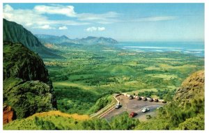 Nuuanu Pali Mountain Pass to windward Oahu Hawaii Postcard