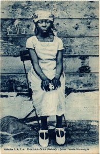 PC CPA GABON, FERNAN-VAZ, JEUNE FEMME OUROUNGOU, Vintage Postcard (b21788)