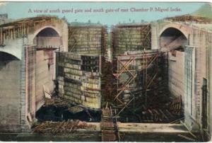 PANAMA CANAL   P MIGUEL LOCKS  postcard