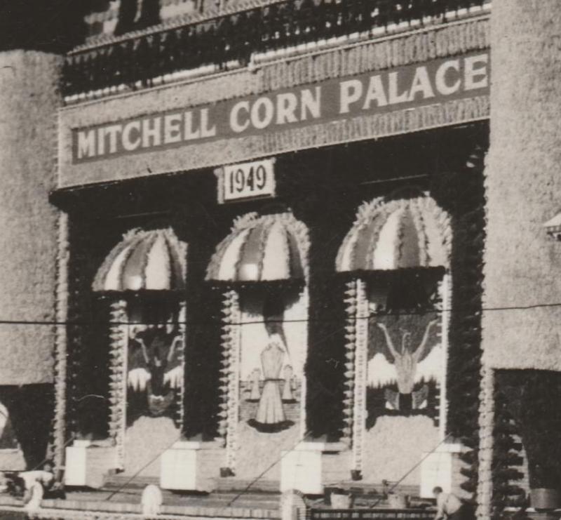 RPPC Mitchell Corn Palace in 1949 SD, South Dakota