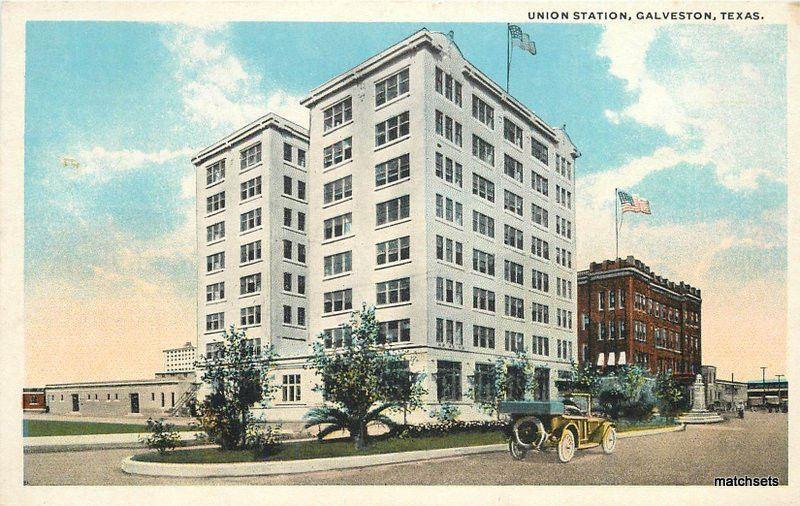 1920s Union Station Rairoad GALVESTON TEXAS Auto Seawall Postcard 5516