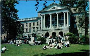 MADISON, WI Wisconsin  BASCOM HALL University of Wisconsin   c1954  Postcard