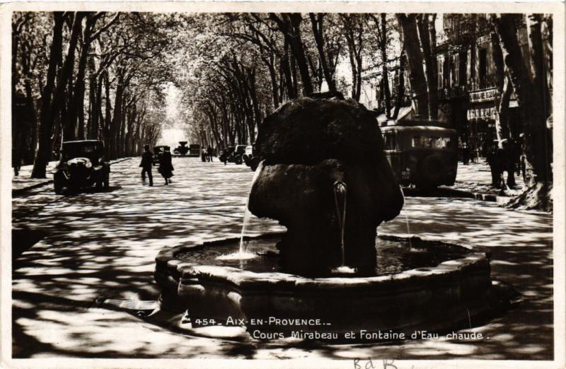 CPA AIX-en-PROVENCE Cours Mirabeau et Fontaine d'Eau chaude (339924)