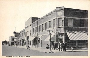 Sidney Nebraska scene on a random street vintage pc DD7418