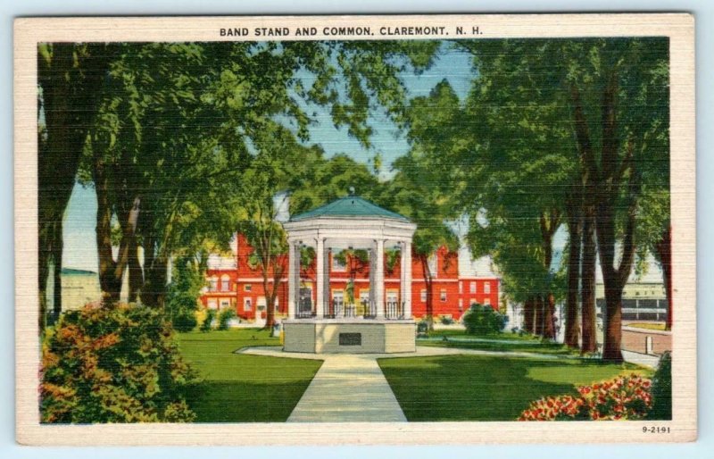 CLAREMONT, New Hampshire NH ~ BAND STAND and Common ca 1940s Linen Postcard