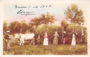 H12/ Interesting RPPC Postcard c1910 Farming Hay Wagon Farmers 1