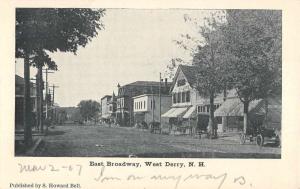 West Derry New Hampshire East Broadway Street Scene Antique Postcard K71363