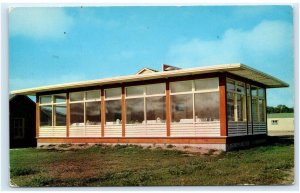 WARROAD, MN ~ Roadside CAL'S REEF ROOM Lake of the Woods c1950s Postcard 