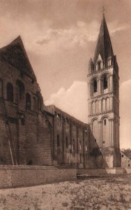 Ruines de lAncienne Basilique,Environs de Loches,France BIN