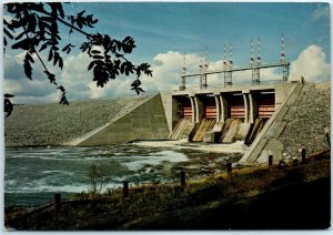 Postcard - Flood Gates at Bellwood Lake Dam, Fergus, Ontario 