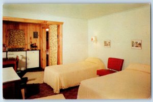 c1960 Somers Point New Jersey NJ Postcard Lashley's Motor Court Interior View