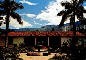 Postcard Venezuela Caracas Colonial Art Museum exterior front view