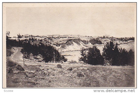 Un coin de la Corniche, Dakar, Senegal, 10-20s