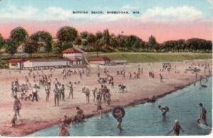 WI   SHEBOYGAN   BATHING BEACH  linen postcard