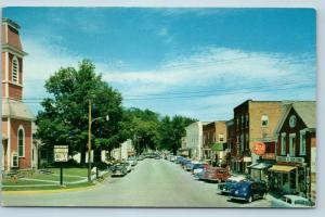 Postcard VT Manchester c1950s Manchester Center Shopping District Red & White Q8