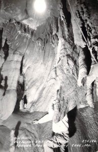 RPPC, Throne Room, Fairy Cave(Talking Rocks Cave),Branson MO,Old Post Card