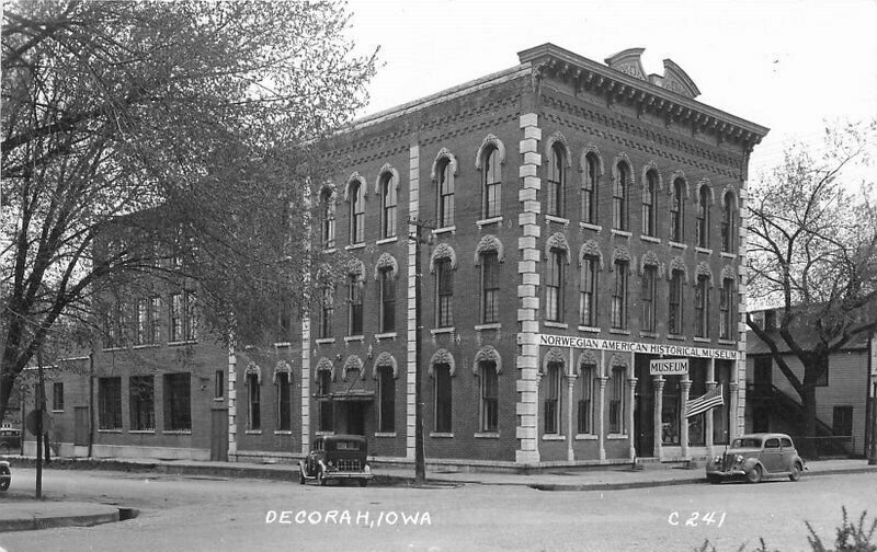 Decorah Iowa Norwegian American Museum C-241 RPPC Photo Postcard autos 21-9133