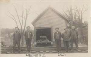 RP: LEBANON , New Hampshire , 1900-10s ; Railroad workers & RR push cart