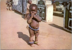 postcard South Africa Bantu Life Bantoelewe chubby Ndebele child