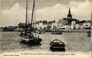 CPA St-GILLES-CROIX-de-VIE - Le Port a marée haute (167546)