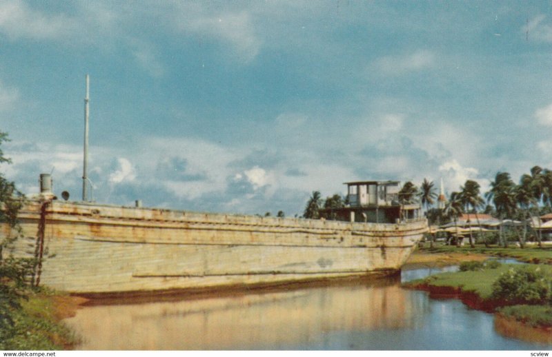 GUAM , 1940s ; Barge ashore at Inarajan
