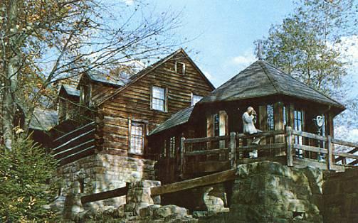 WV - Ansted. Hawk's Nest State Park