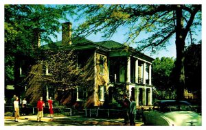 Postcard HOUSE SCENE Tuscaloosa Alabama AL AS0229