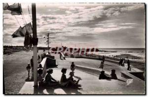 Postcard Modern Courseulles Sur Mer L & # 39Entree The Beach
