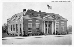 G44/ Huntingdon Tennessee Postcard 1942 Post Office Building