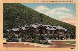 Postcard HOTEL SCENE Bear Mountain New York NY AI8976